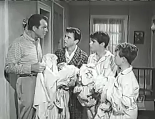 Три моих сына / My Three Sons (1960–1972) сезон 5 серия 17 / s05e17