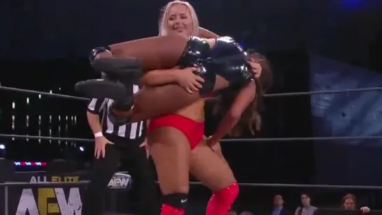 Brandi Rhodes & Allie (w/Dustin Rhodes) vd Skyler Moore & KiLynn King