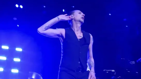 Depeche Mode - Just Cant Get Enough /live/