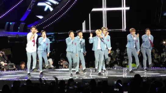 151009 EXO(엑소) _ LOVE ME RIGHT -ONE K CONCERT-fancam