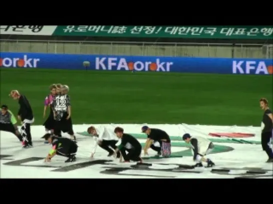 130814 EXO - Wolf @ Korea VS Peru Soccer Match