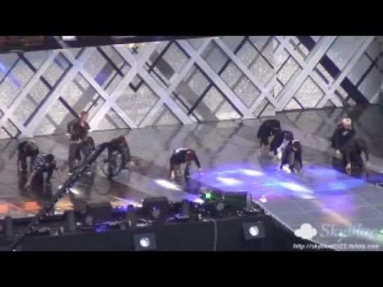 [FANCAM] 130511 Dream Concert - MAMA (EXO full shot)