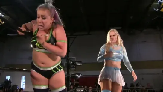 Kimber Lee vs Shazza McKenzie