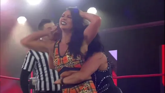 Deonna Purrazzo (w/Kimber Lee & Susan) vs Tenille Dashwood (w/Kaleb with a K)(Impact Knockouts title)