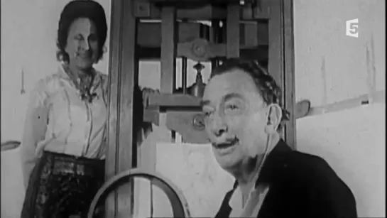 Dali, l'homme qui aimait les muses (documentary) (French TV, France 5) (2005)