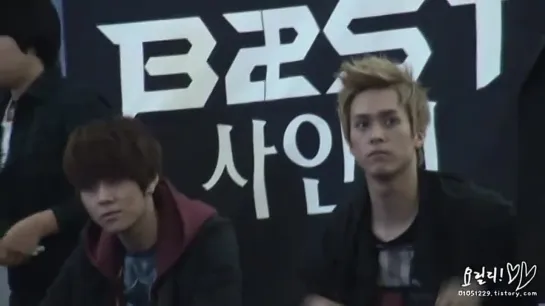 [FANCAM] 20.11.2010 JunWoon @ YongDeungPo Fansigning