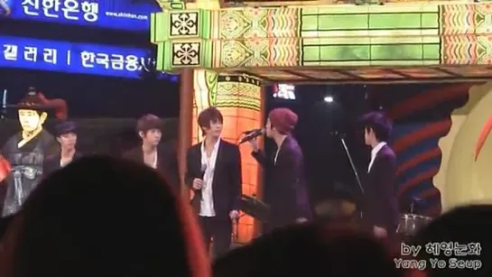 [FANCAM] 5.11.2010 BEAST - Talk @ Seoul Lantern Festival