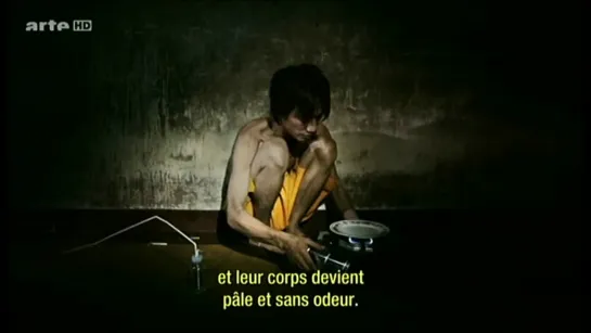 Antoine d'Agata - Atlas (2013) (tvrip) (Language: French English Phillipines) Subtitles: French hardcoded