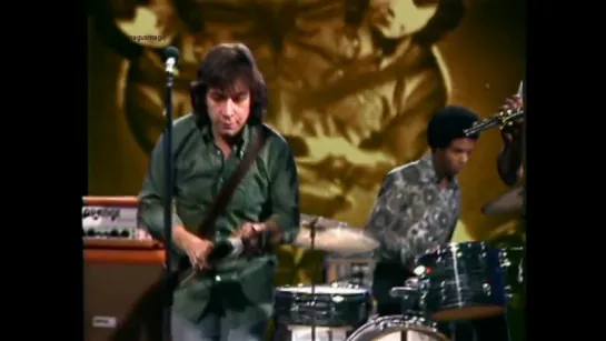 Eric Burdon & War - Paint It Black