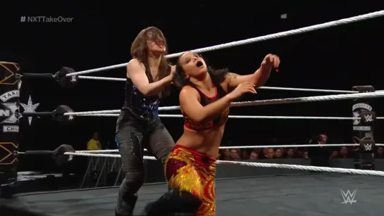 Shayna Baszler vs Nikki Cross (NXT Women's title)