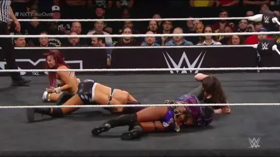 Ember Moon vs Nikki Cross vs Peyton Royce vs Kairi Sane (NXT Women's title)