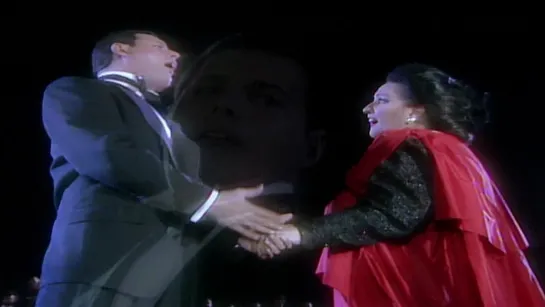 Freddie Mercury & Montserrat Caballé - How Can I Go On