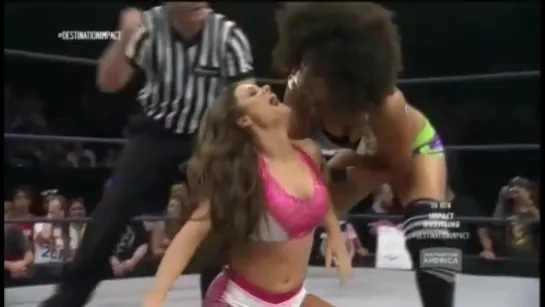 Brooke vs Marti Bell (w/Taryn Tarrell & Jade)(TNA Women's Knockout title)