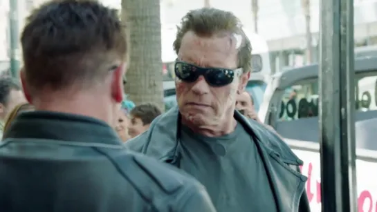 Terminator Genisys Arnold Pranks Fans as the Terminator [720p]