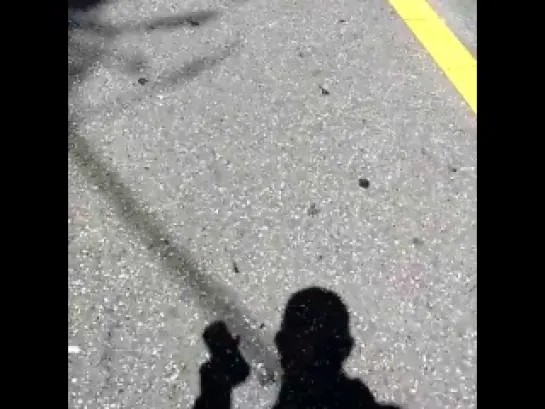 [SELFCAM] 25.09.2013 Walking with Shadow @ YoSeob's Instagram