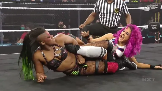 Raquel Gonzalez & Dakota Kai vs Shotzi Blackheart & Ember Moon