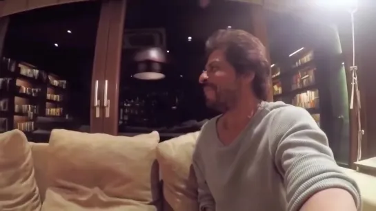 OMG!! Shahrukh Khan Showing His House Mannat From Inside ¦ MUST WATCH