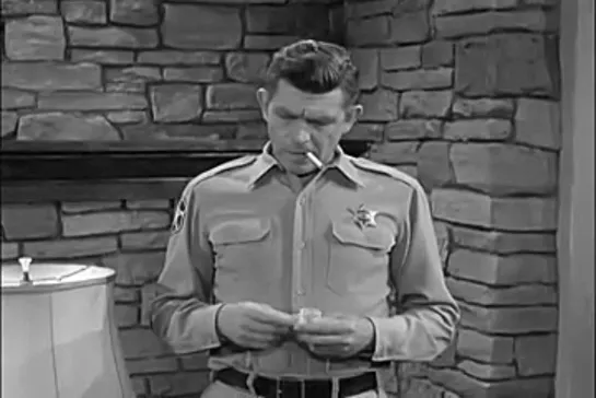 Шоу Энди Гриффита / The Andy Griffith Show, (1960–1968) сезон 3 серия 17  / s03e17-high-noon-in-mayberry