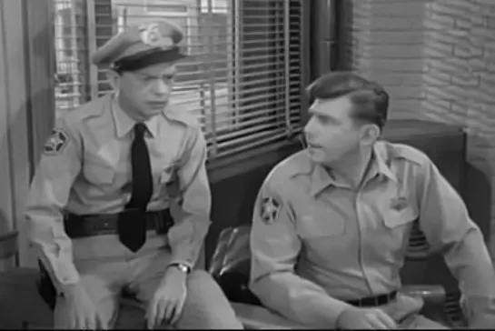 Шоу Энди Гриффита / The Andy Griffith Show, (1960–1968) сезон 2 серия 28  / the-bookie-barber