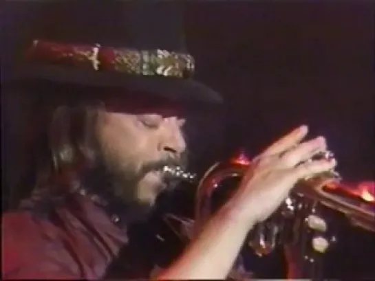 "Chuck Mangione" & "Marilyn McCoo"- Chase the Clouds Away