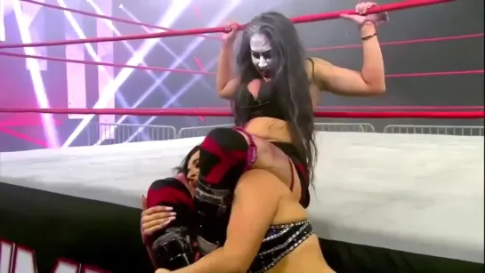 Deonna Purrazzo vs Su Yung (Impact Knockouts title)