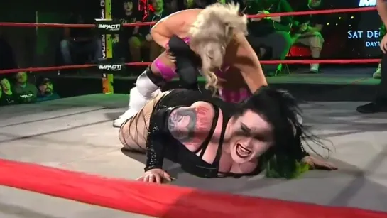 Jessicka Havok vs Taya Valkyrie (w/John E. Bravo)(Impact Knockouts title)