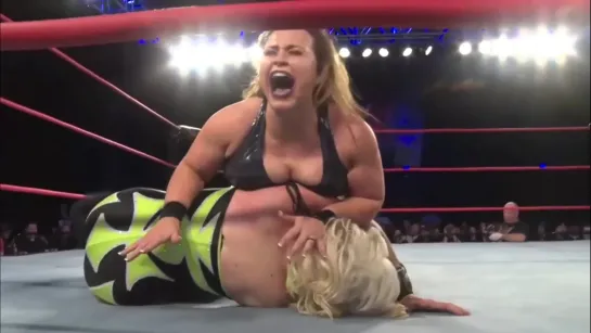 Taya Valkyrie (w/John E. Bravo) vs Jordynne Grace (Impact Knockouts title)