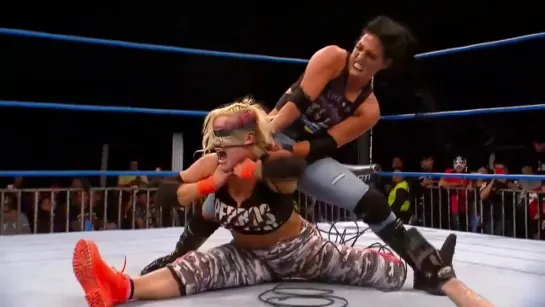 Taya Valkyrie vs Tessa Blanchard (Impact Knockouts title)