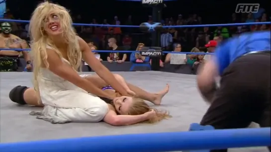 Laurel Van Ness (w/Kongo Kong) vs Ava Storie