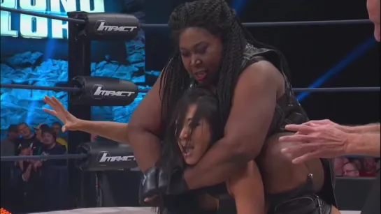 Gail Kim vs Awesome Kong (TNA Women's Knockout title)