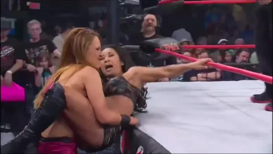 Gail Kim vs Alyssa Flash