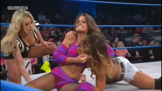 Mickie James vs Miss Tessmacher