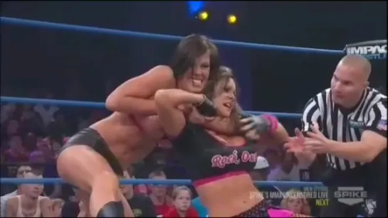 Madison Rayne vs Velvet Sky