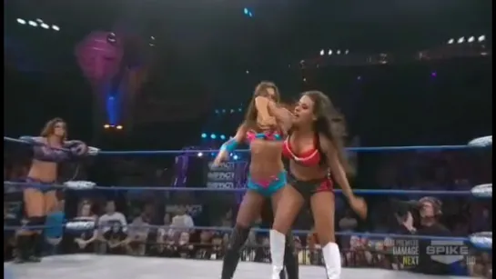 Rosita & Sarita vs Miss Tessmacher & Velvet Sky(TNA Womens Knockouts tag team titles)