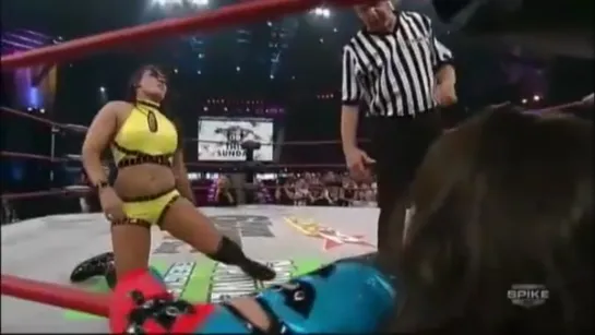 Sarita vs Alissa Flash