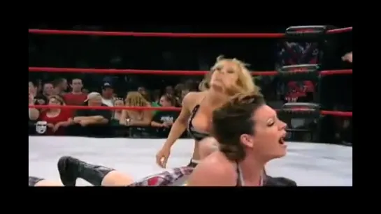 Roxxi vs Madison Rayne