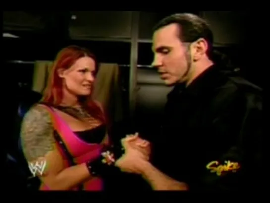 Lita & Matt Hardy backstage(WWE Raw 02.08.2004)