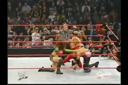 Lita & Trish Stratus vs Christian & Chris Jericho(WWE Raw 15.12.2003)