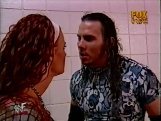 Lita & Hardy Boyz backstage(WWF Raw 03.12.2001)