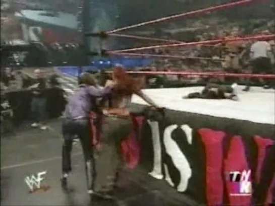 Lita,Christian & Stephanie McMahon(WWF Raw Is War 16.10.2000)