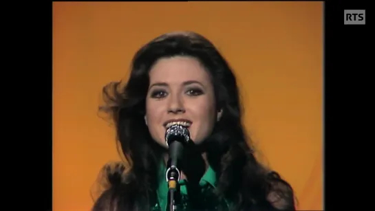 1974 — Gigliola Cinquetti ~ "Si" ( live )