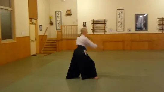 Aikido Bojutsu Ikkyo and Nikyo demonstrated by Linda Holiday Sensei