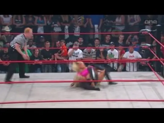 Tayor Wilde vs Madison Rayne