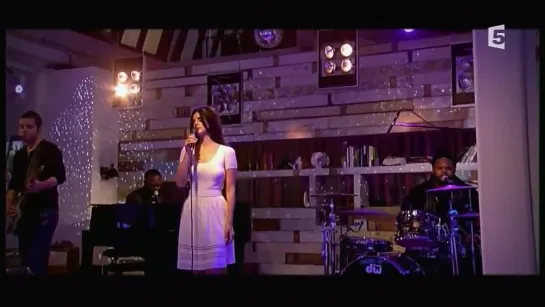 Lana Del Rey – Ride  (Live @ «C à vous»)