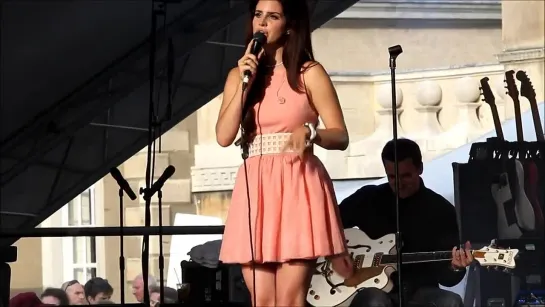 Lana Del Rey – Born To Die (Live @ «House Festival»)