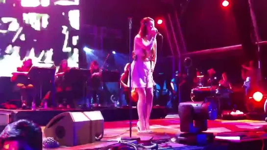 Lana Del Rey – National Anthem (Live @ «Sonar Festival»)