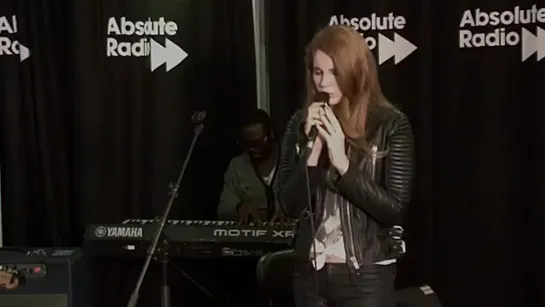 Lana Del Rey – Video Games / Born To Die / Blue Jeans (Live @ «Absolute Radio»)