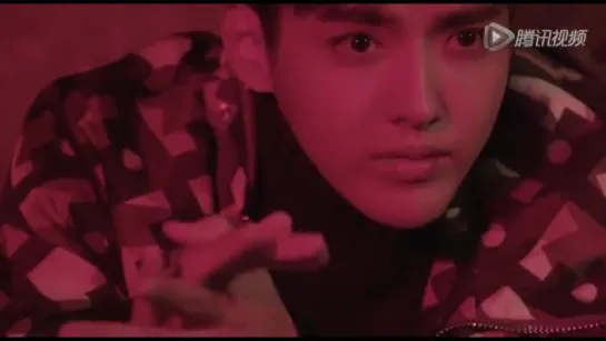 [VIDEO] Wu Yifan @ L'Officiel Hommes BTS