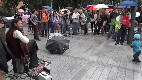 Estas Tonne & The Little Boy