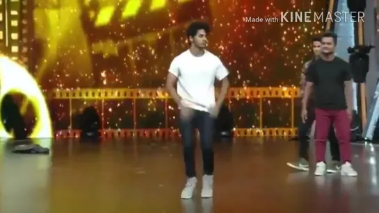 Ishaan Khattar Dance